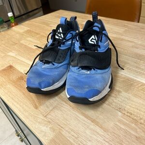 Nike Zoom Freak 3 TB Basketball Shoes Royal Pulse